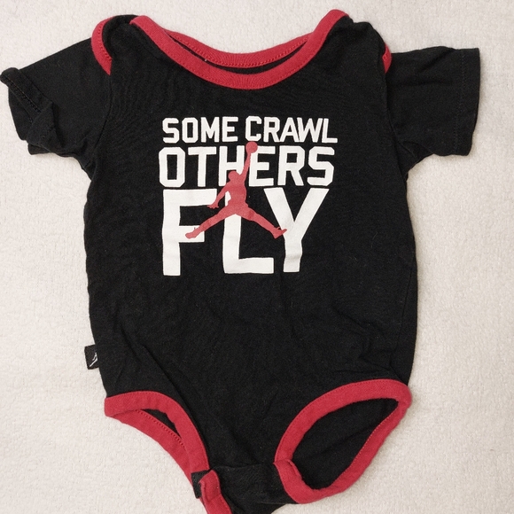4 pc. Sports Onsies- 6-9 Months - Picture 6 of 12